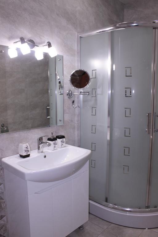 Cozy Apartment In Real Heart Of Old Тбилиси Екстериор снимка