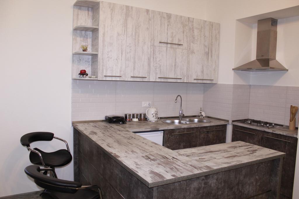 Cozy Apartment In Real Heart Of Old Тбилиси Екстериор снимка