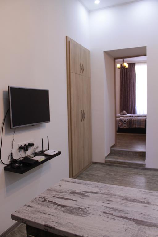 Cozy Apartment In Real Heart Of Old Тбилиси Екстериор снимка