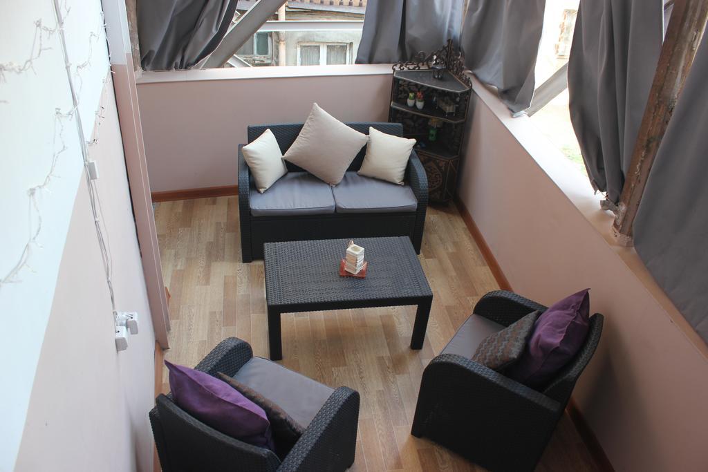 Cozy Apartment In Real Heart Of Old Тбилиси Екстериор снимка